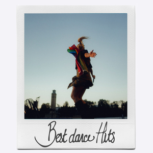 老阿姨露沟色图
